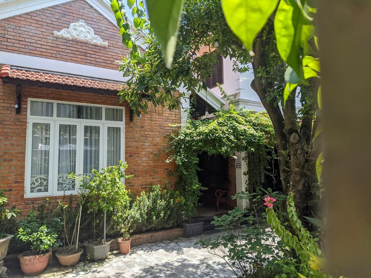 Q'Tropical Garden Homestay Hué Extérieur photo